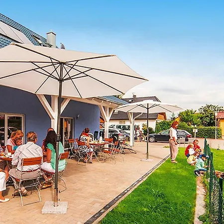 Tatil Evi Doppelhaushaelfte In Am Oberuckersee *