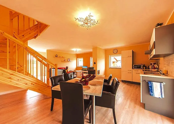 Dom wakacyjny Doppelhaushaelfte In Am Oberuckersee