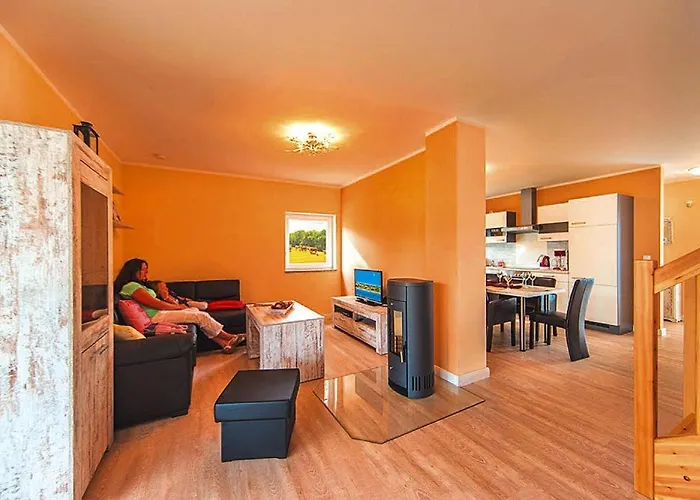 Doppelhaushaelfte In Am Oberuckersee Seehausen (Uckermark)